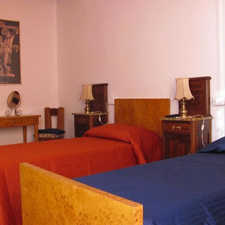 B&B San Francesco Parma Habitación foto