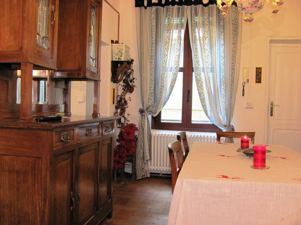 B&B San Francesco Parma Habitación foto